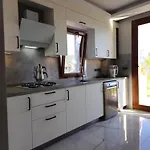 Asiyan Vila